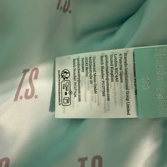 Taylor Swift Fur jacket. Youth Small - Picture 3 of 7